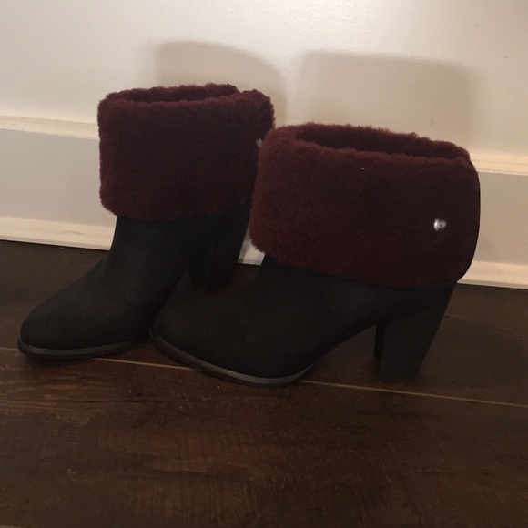 UGG Shoes - Never been worn Ugg booties!